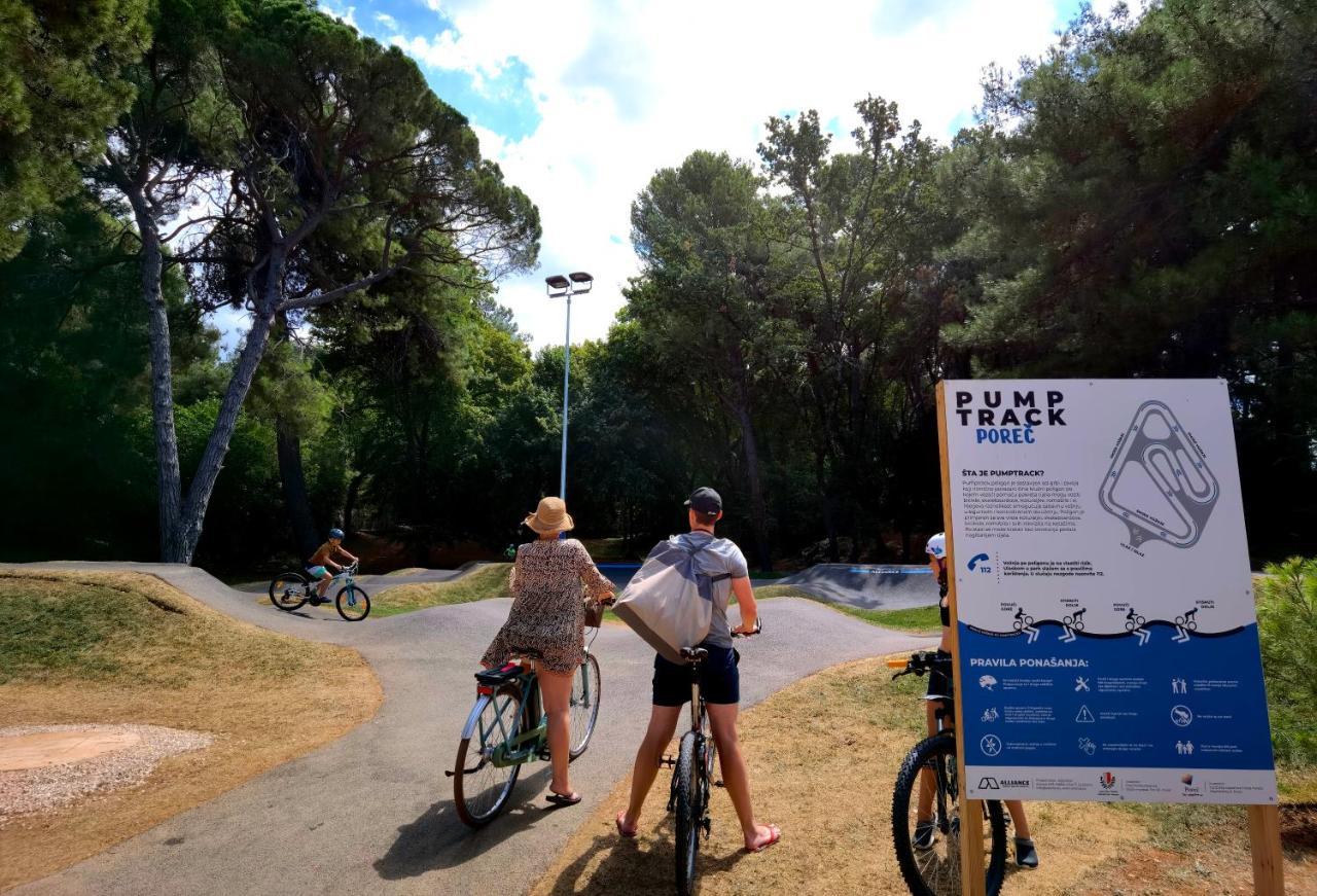 Stay In The Very Heart Of Porec - 50M To The Beach ภายนอก รูปภาพ