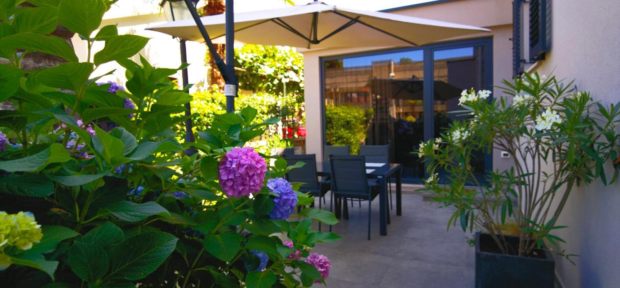 Stay In The Very Heart Of Porec - 50M To The Beach ภายนอก รูปภาพ